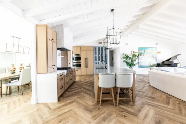 MUIRLANDS VISTA WAY left 1