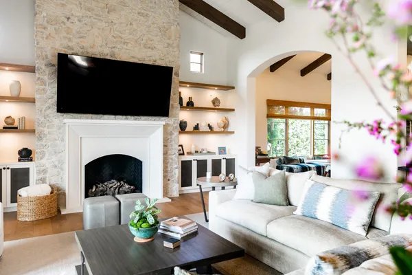 STRADA FRAGANTE left 4