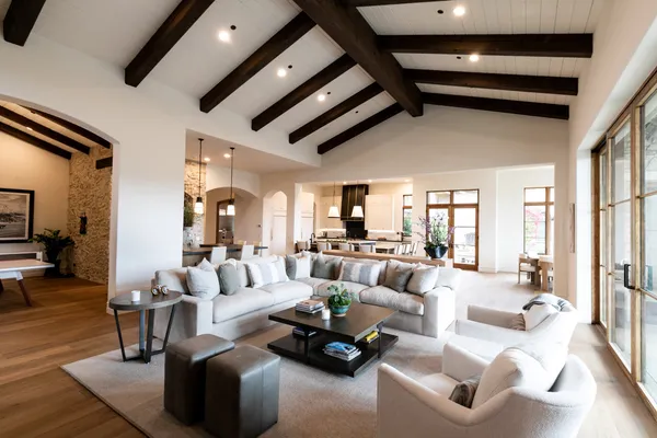 STRADA FRAGANTE left 2